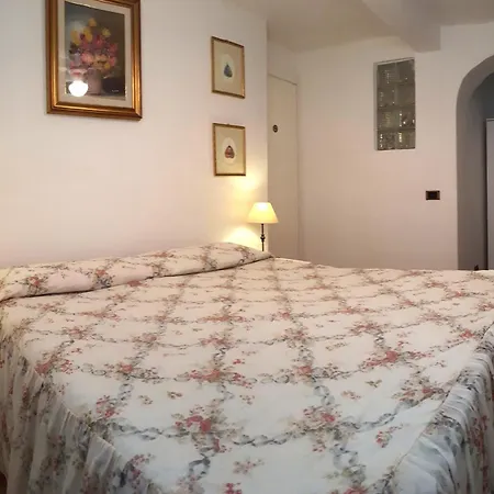 Taverna Derosas Lägenhet Golfo Aranci